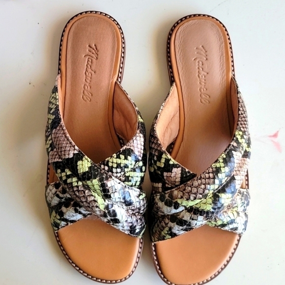 𝅺MADEWELL Snake Print Sandals - Picture 1 of 9